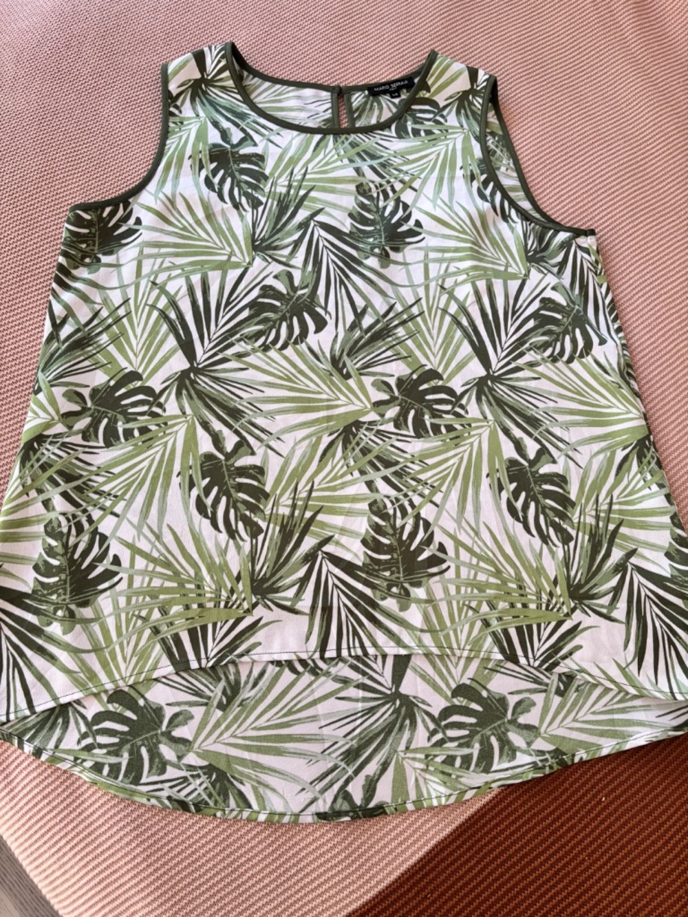 Mario Serrani Tropical Leaf Pattern Sleeveless Top Women’s Size Large - Picture 9 of 11